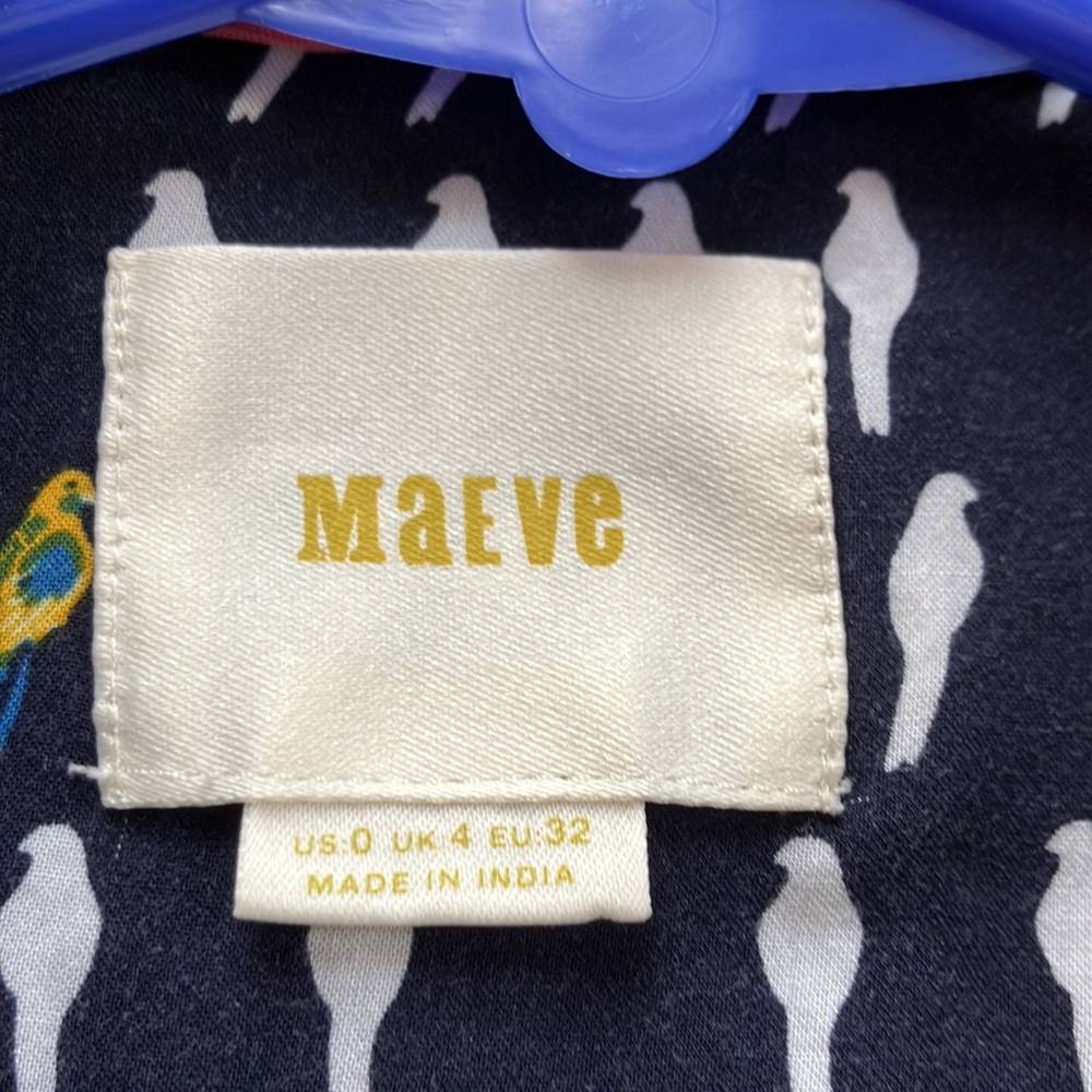 Maeve by Anthropologie Wynwood parrot button down blouse (fits like a 4) - Picture 7 of 8